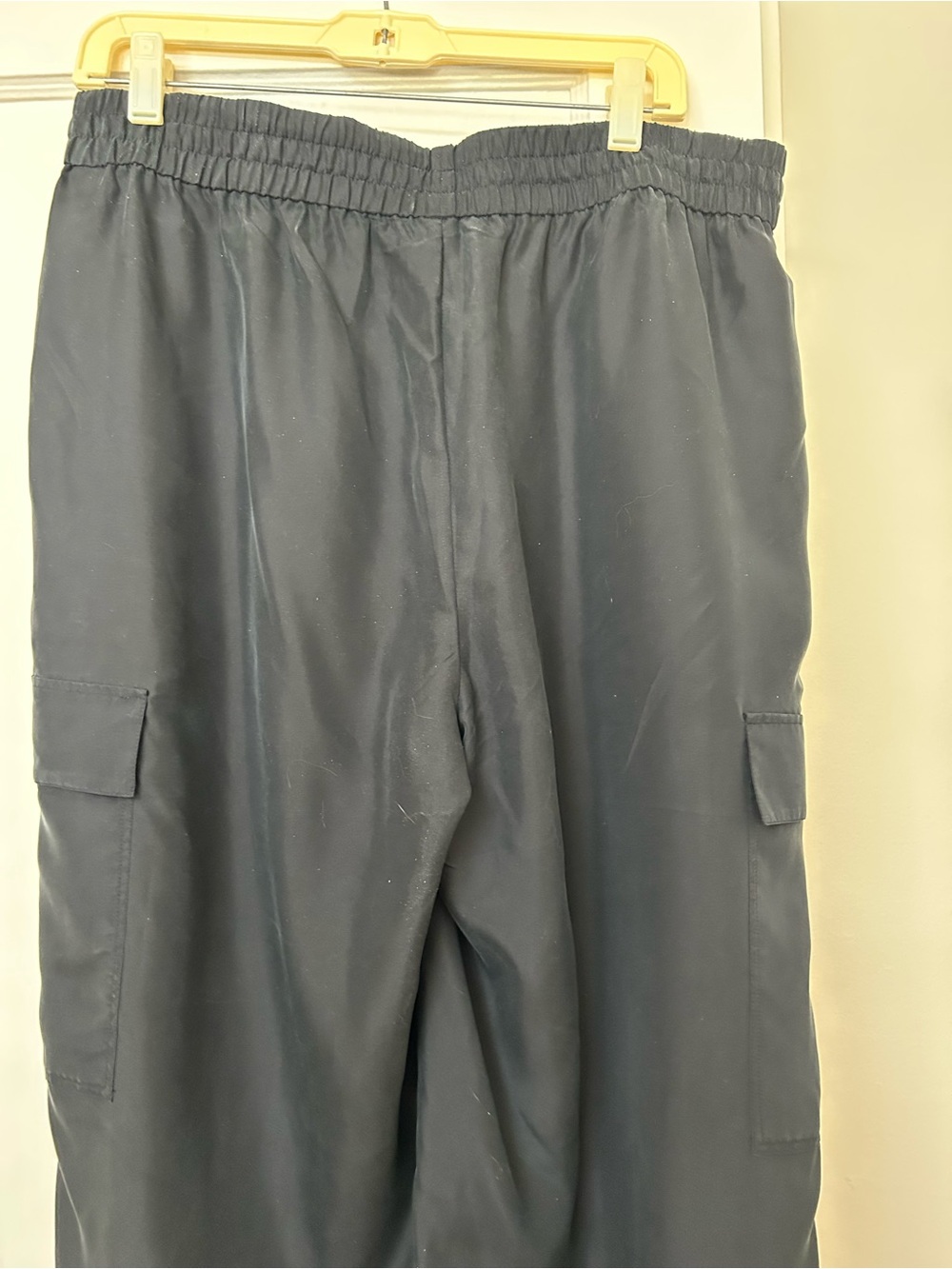 Eileen Fisher "Washed Silk" Cargo Pants NWT - Picture 4 of 6